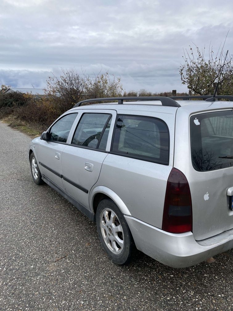 Vând Opel Astra G