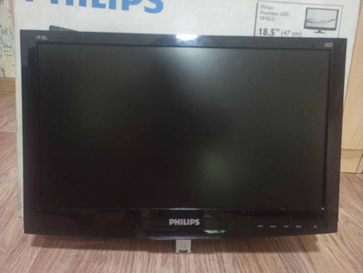Монитор Philips LED 191EL2