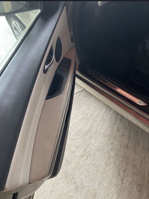 BMW E90 Facelift,2.0