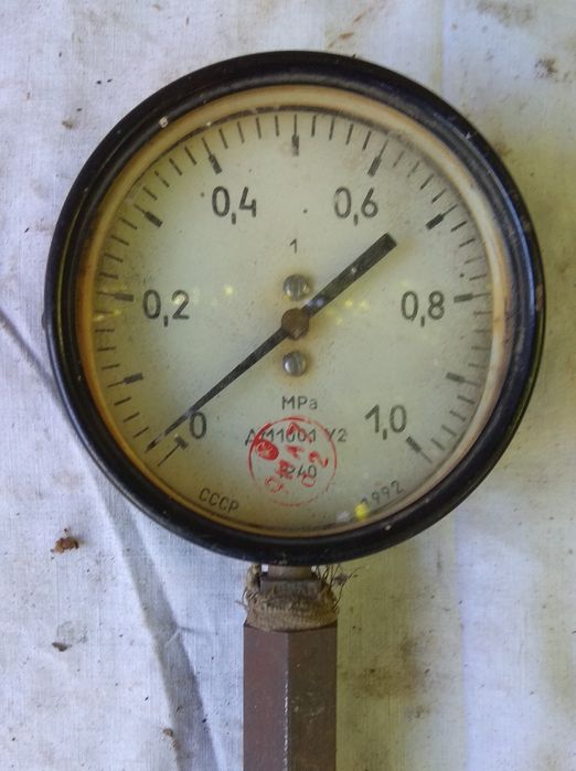 Манометр ДМ-1001