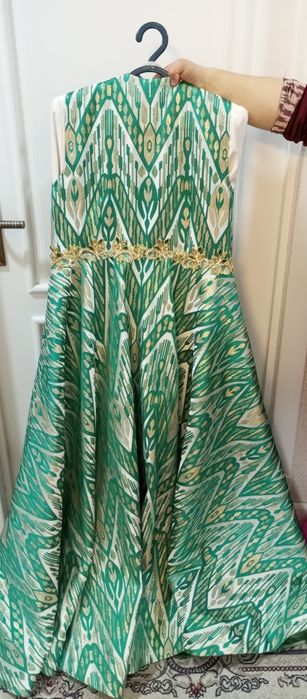 Ansanbil kelinlik libosi