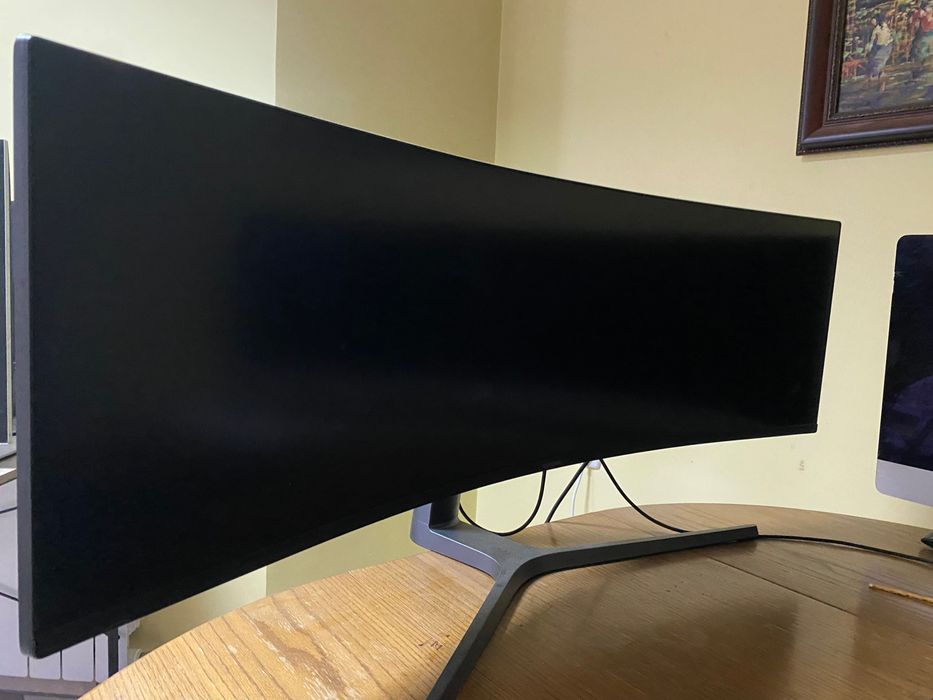 Монитор SAMSUNG Odyssey 49 инча