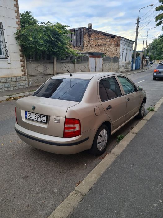 Vând skoda fabia