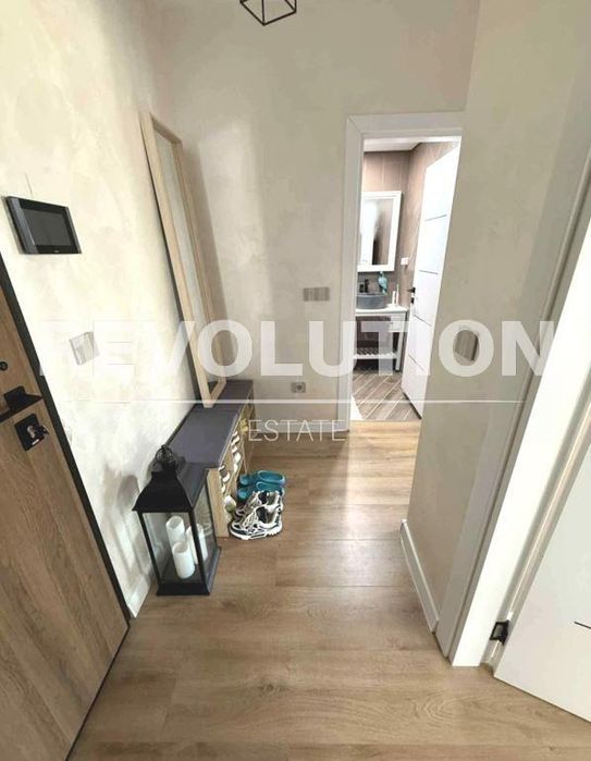 Дава се под наем Двустаен апартамент в Варна, Бриз - 67 кв.м за 650 € - Снимка #4