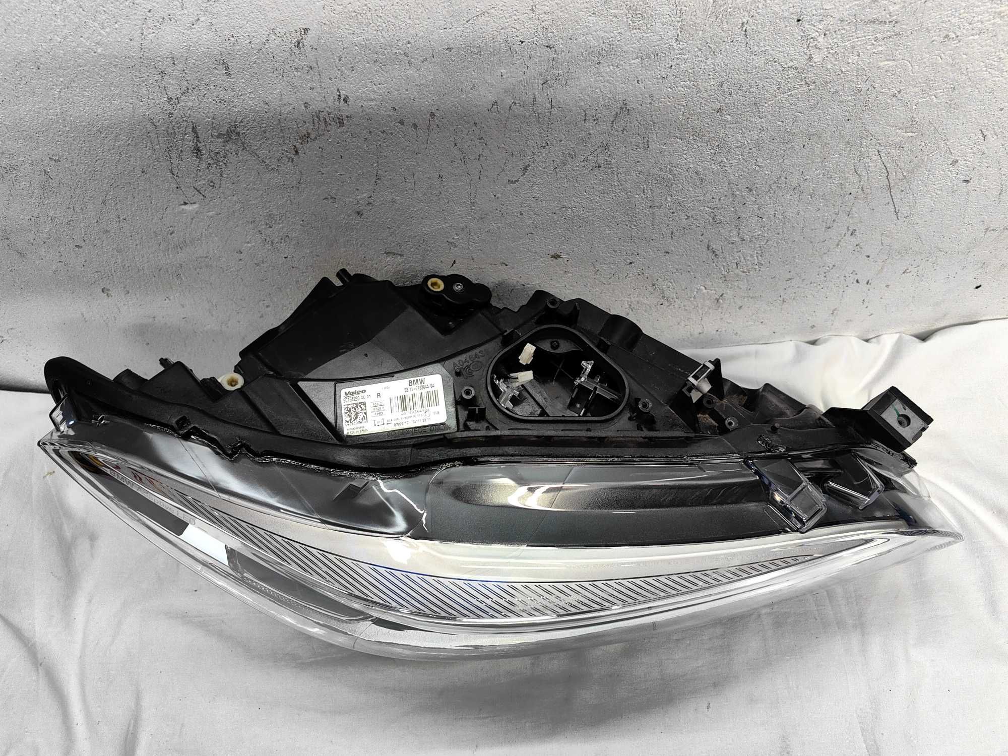 Оригинален фар БМВ 2 Ф22  BMW 2 F22 Feis Adaptive Led