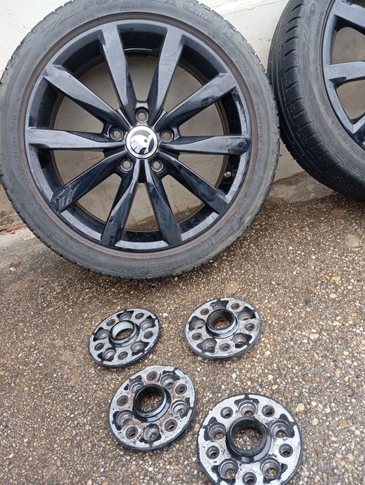 Jante Skoda rapid pe 17 .