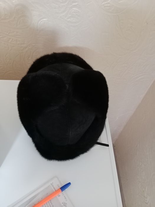 Продается шапка норковая.