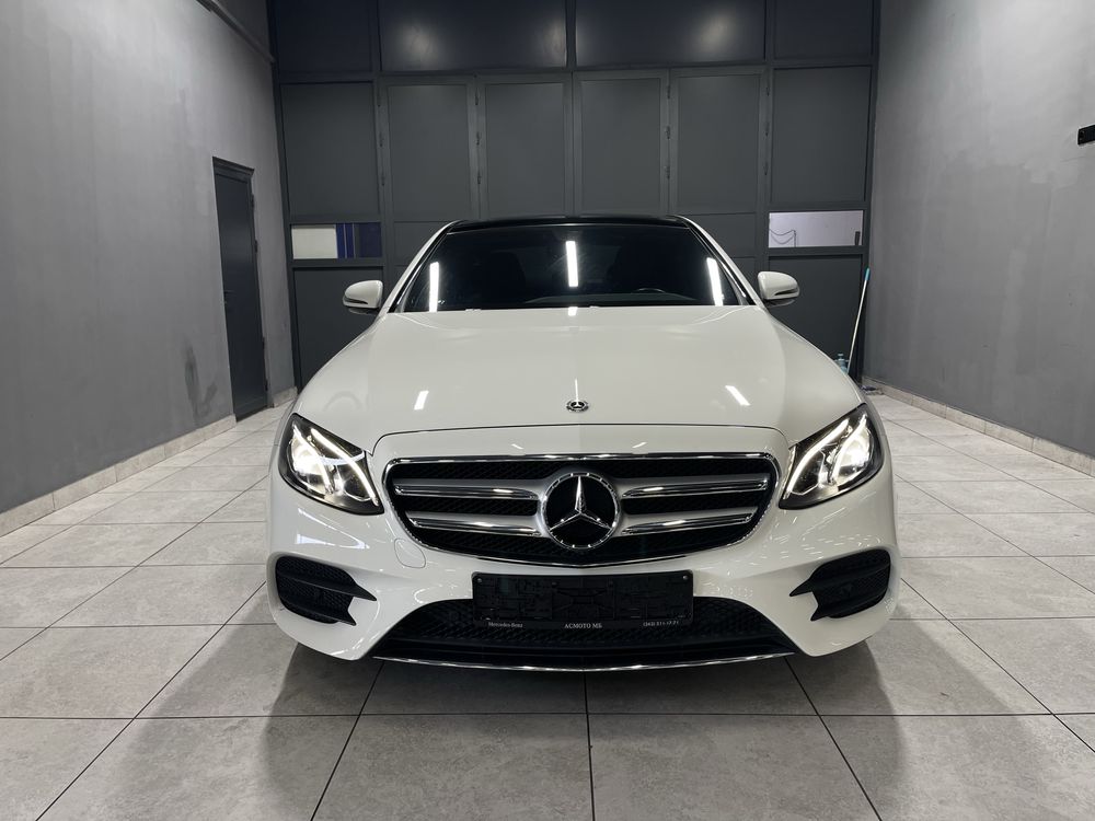 Mercedes benz W213 E200 4matic