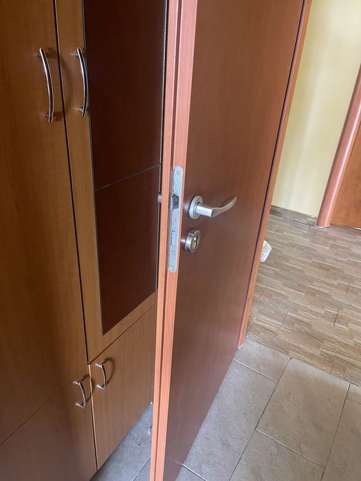 Usi de interior cu toc cu tot