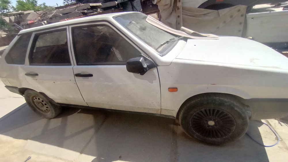 Vaz sotiladi 2109