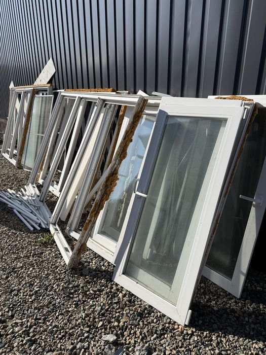 Продам пластиковые окна б/у