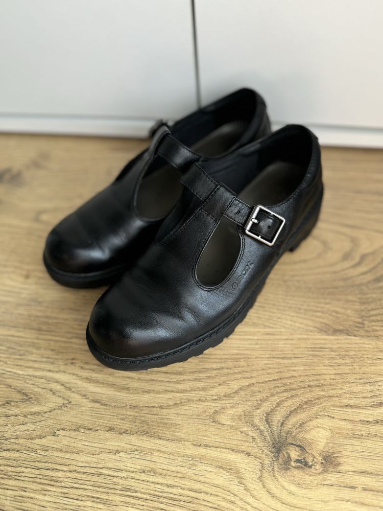 Pantofi Geox de fată