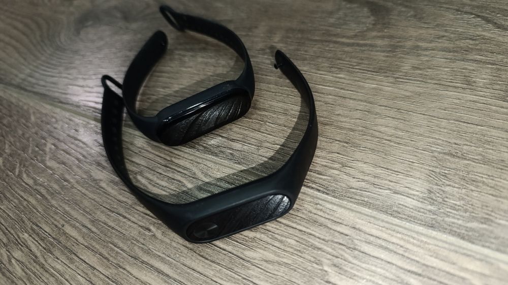 Фитнес гривни Mi band 2 и Mi band 6