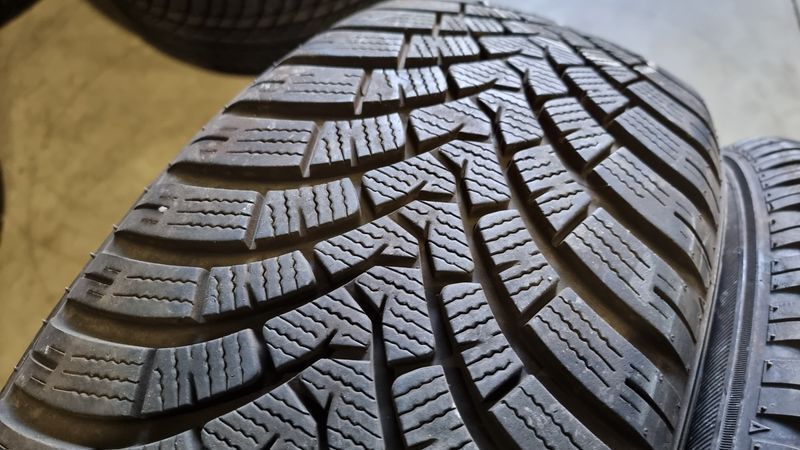 225/55/19 FALKEN 4бр