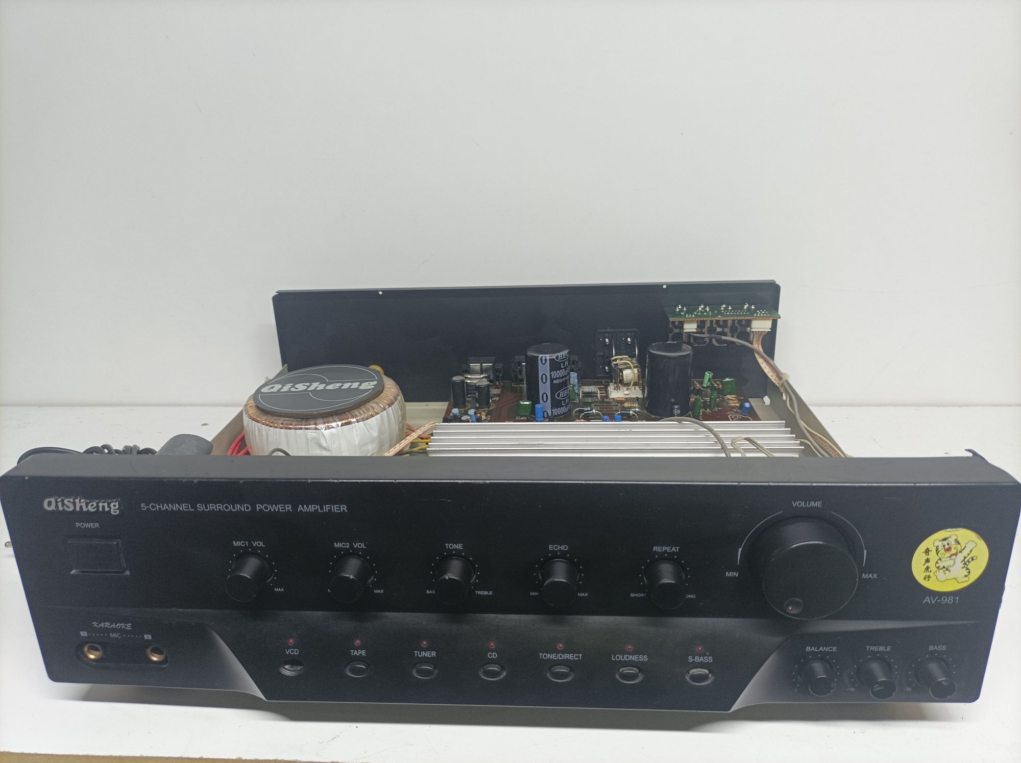 Продам Usiltel amplifier