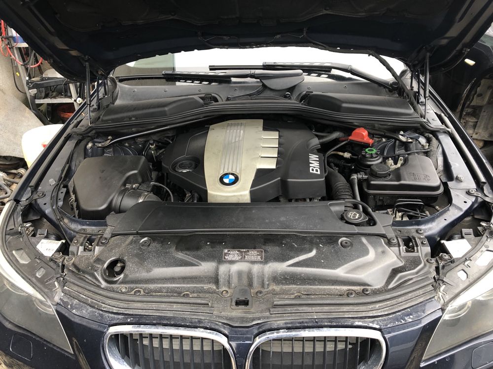 Dezmembrez/dezmembrări bmw e60 520d 177cp