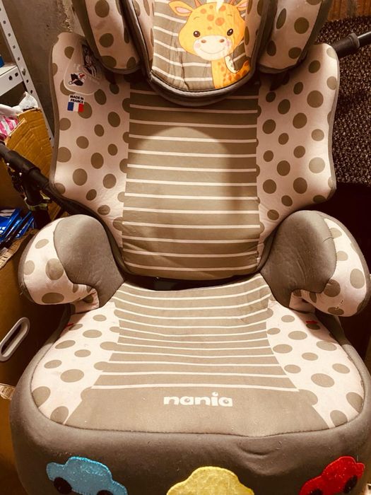 Кресло детское с бустером