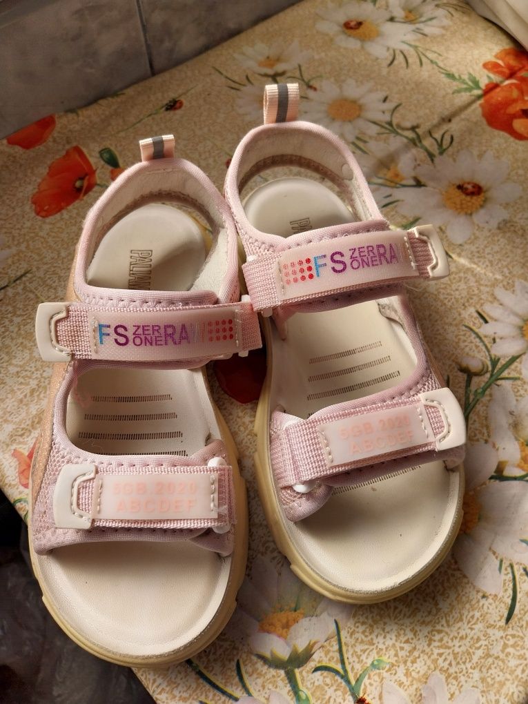 Sandale fetițe  roz