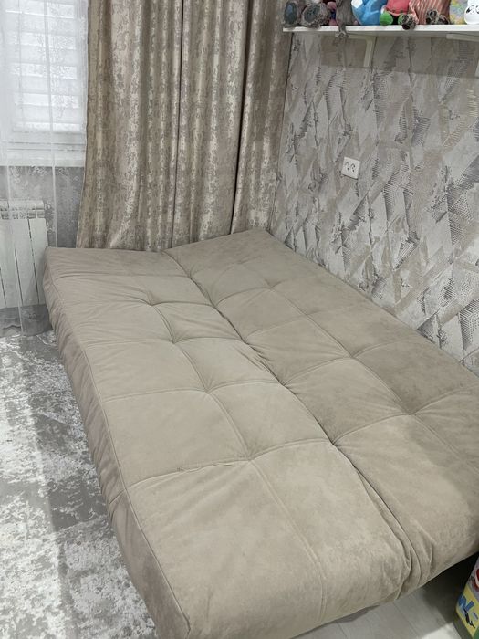 Продам 2 дивана одинаковые