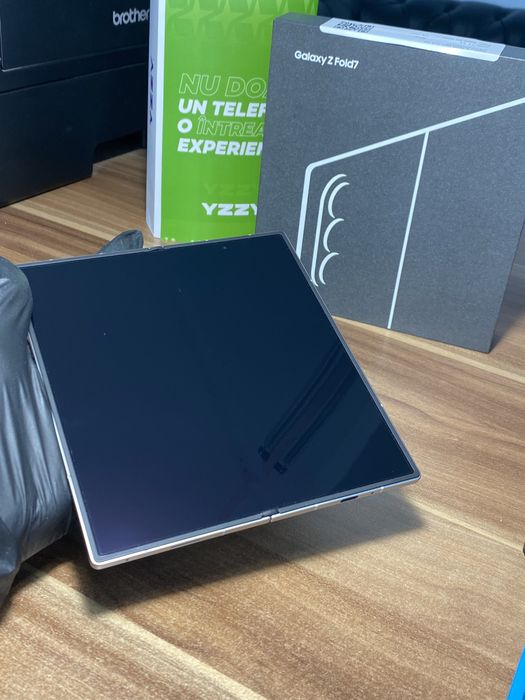 Samsung Galaxy Z Fold7 • 512 GB • Silver