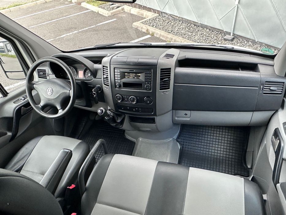 Vand VW CRAFTER 6 locuri 2014 2.0 tdi