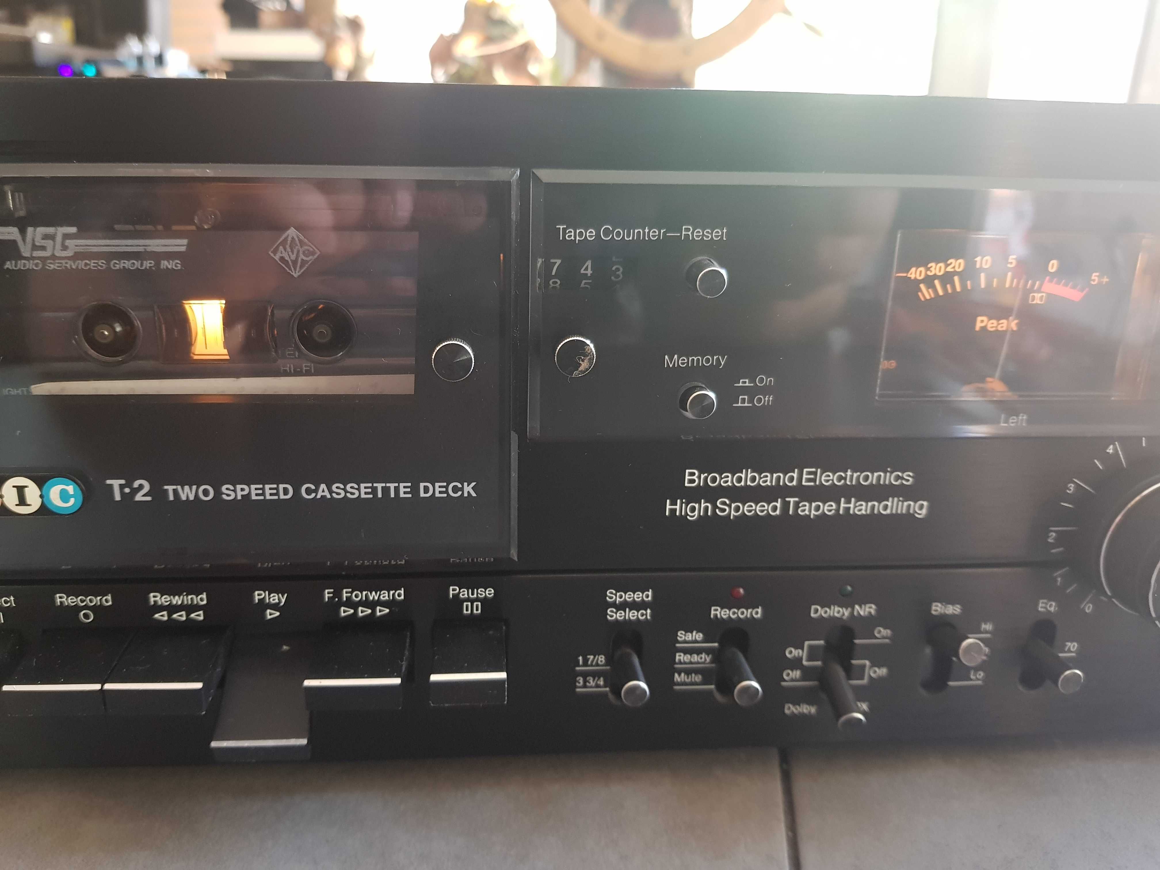 Deck BIC T-2  2-Speed Stereo Cassette Deck