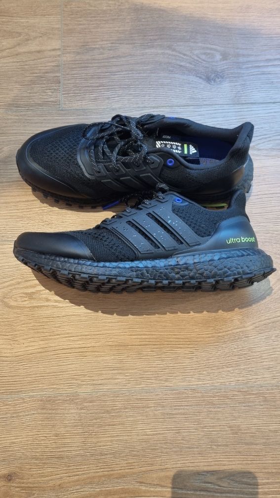 Маратонки Adidas DNA GUARD ultraboost
