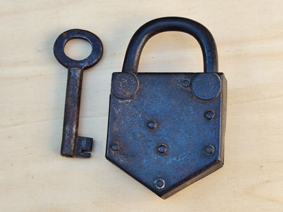 Стар Български Катинар Антикварен