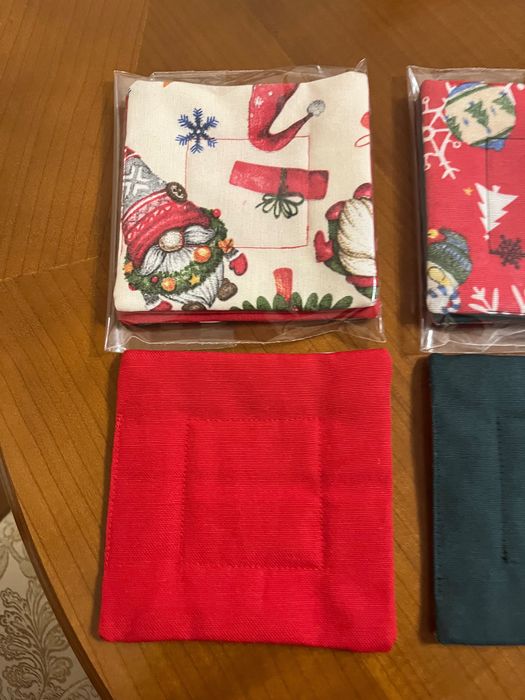 Коледни , красиви и различни подложки