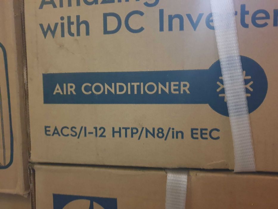 Aer Conditionat Inverter Electrolux EACS/I-12HTP/N8 EEC 12000BTU - NOU