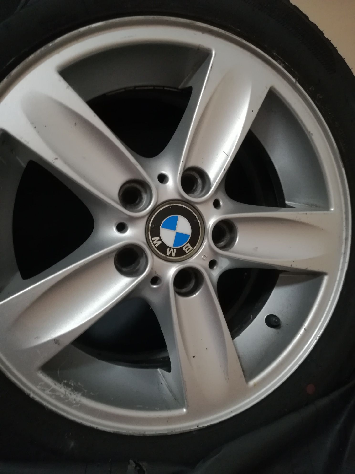 Резервна гума за BMW