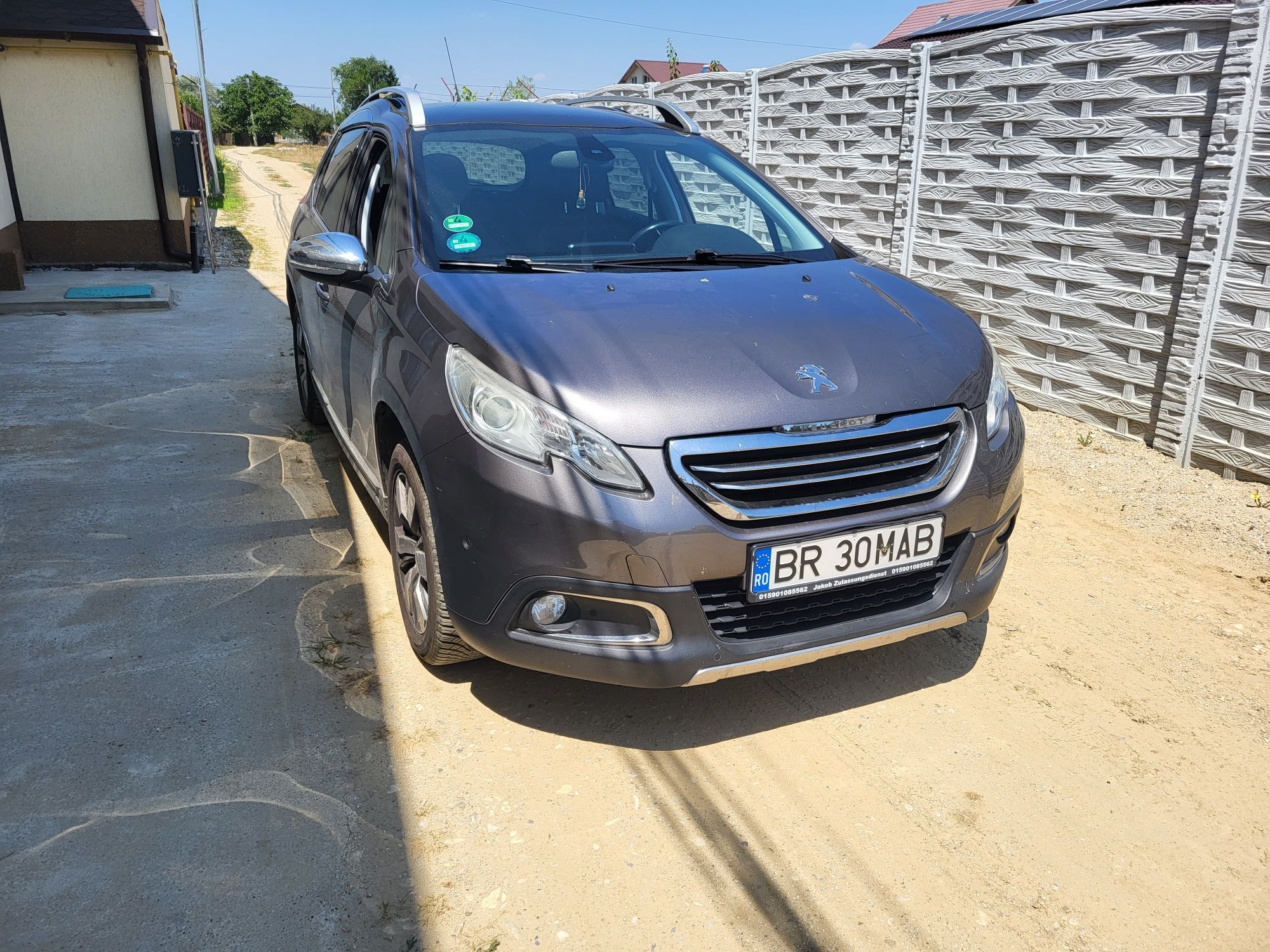 Peugeot 2008, an 2014 automat