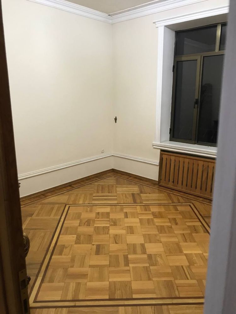 Сдается срочно Яккасарайский р-н шикарный большой дом