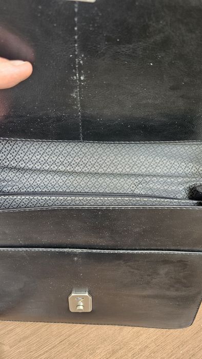 Мъжка кожена чанта / куфарче