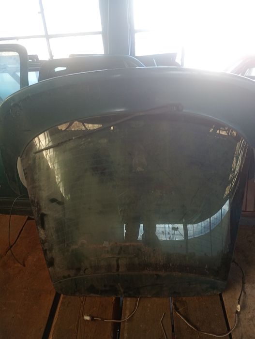 Capotă + haion  audi 80 complete