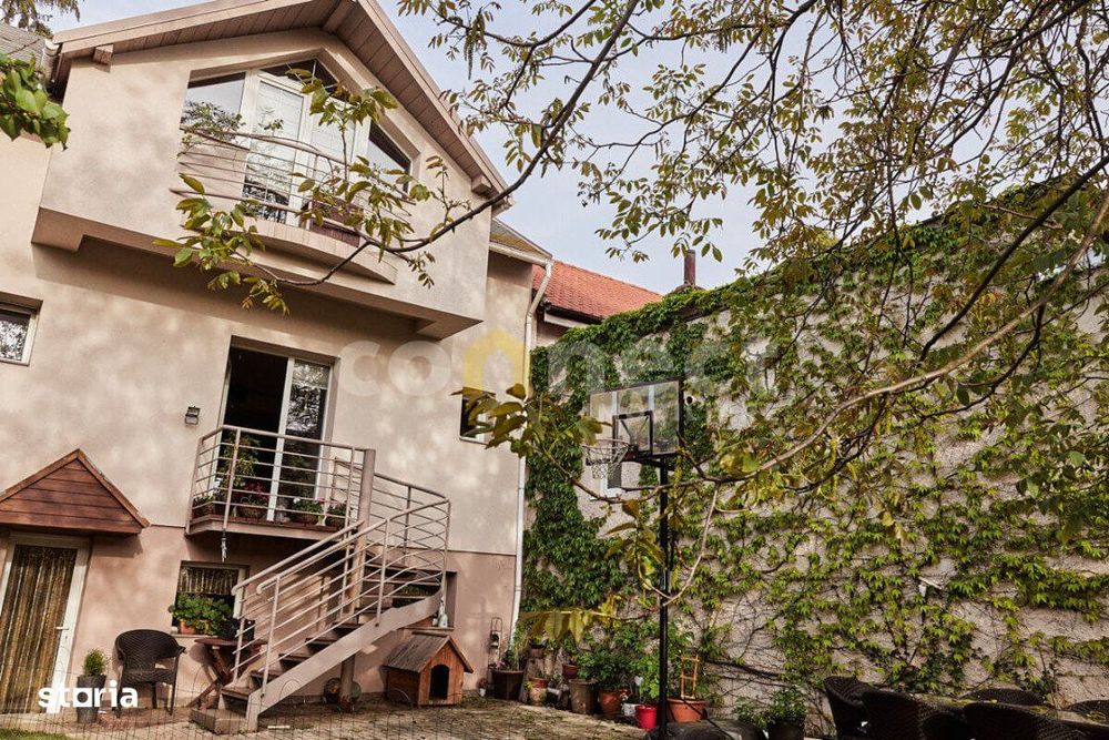 Vila frumoasa cu 4 camere si teren generos in Gruia I Inchiriere