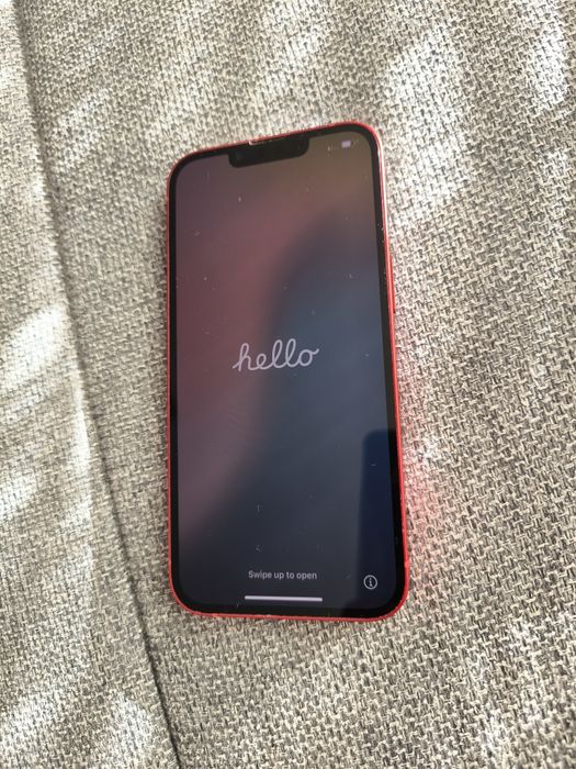 iPhone 13 128GB Red