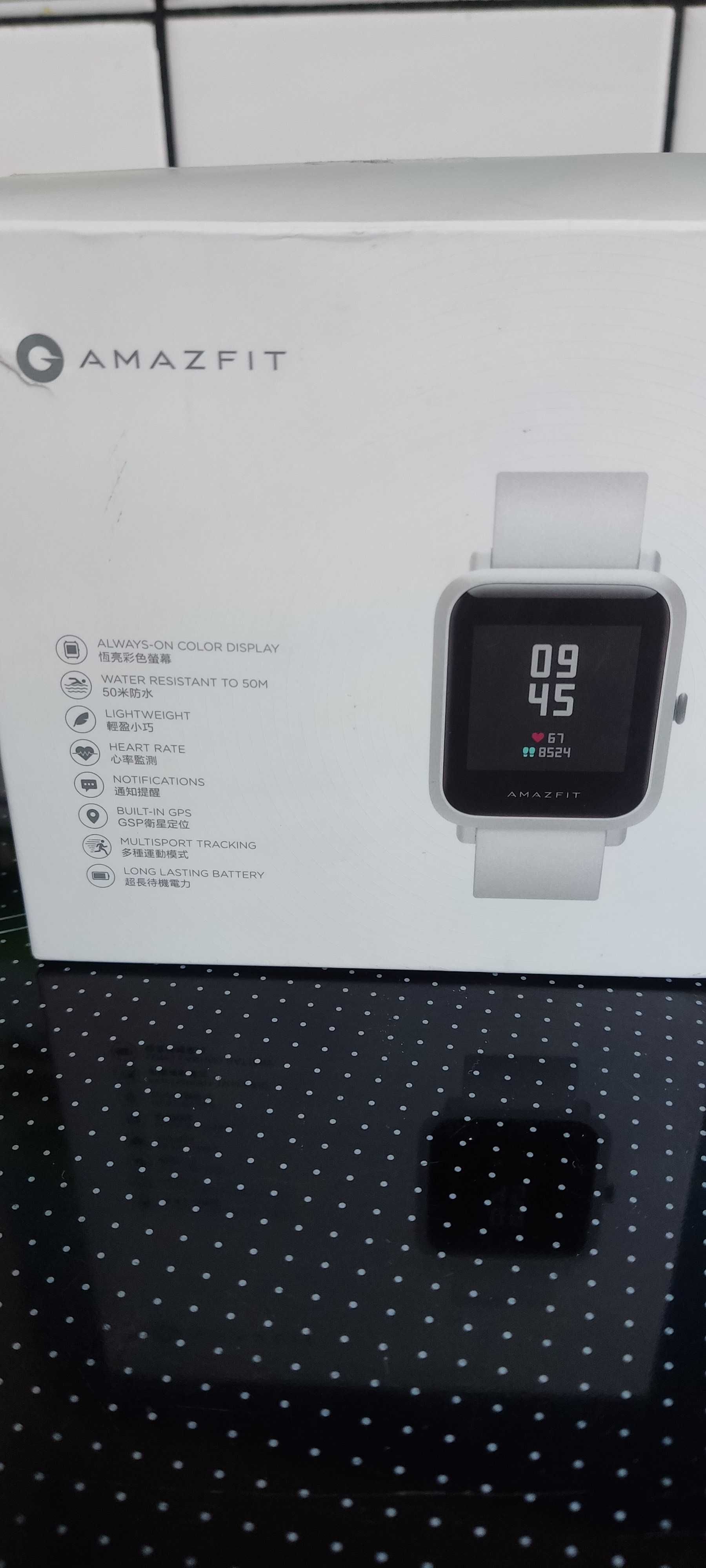 Часовник Amazfit Bip S