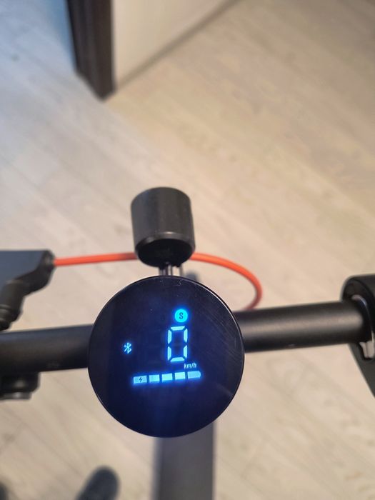 Trotineta Xiaomi elite cumparata de 2 luni in garantie