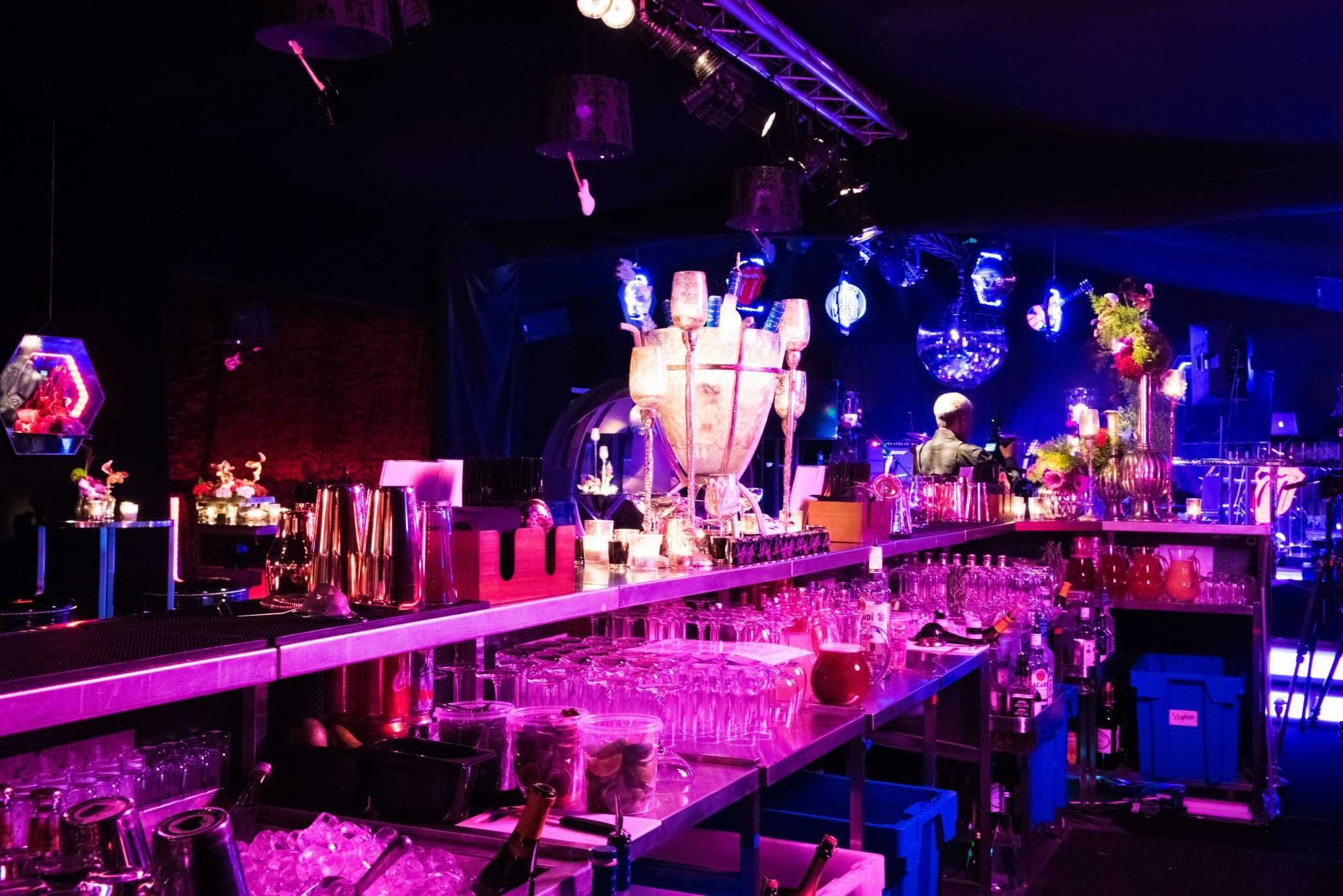 Servicii de cocktail bar/sonorizare/dj/catering/foto-video