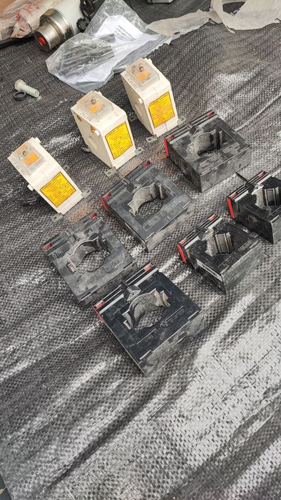 Ел материали контактори пускатели трансформатори генератори помпи