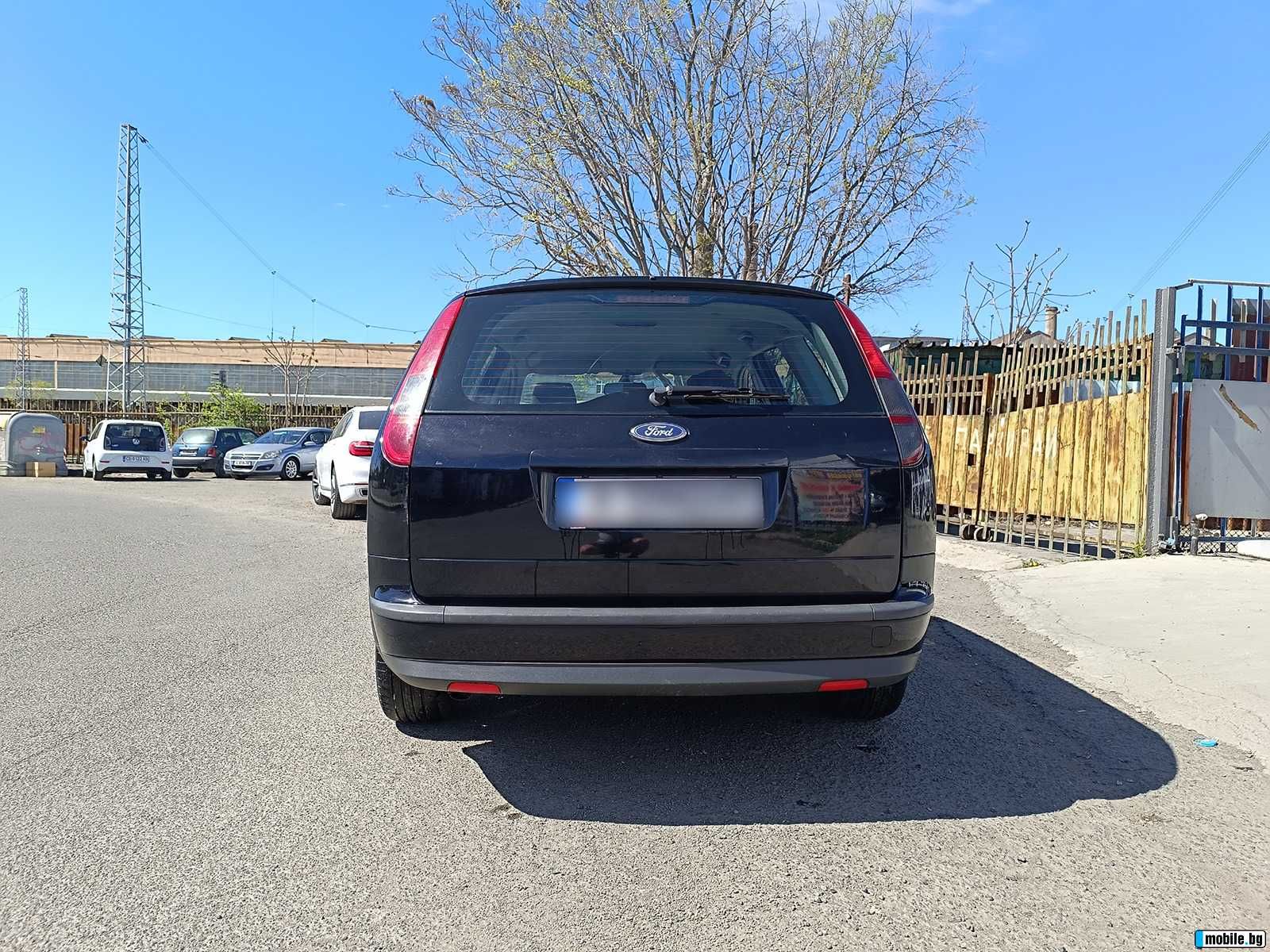 Ford Focus Ghia 2.0i