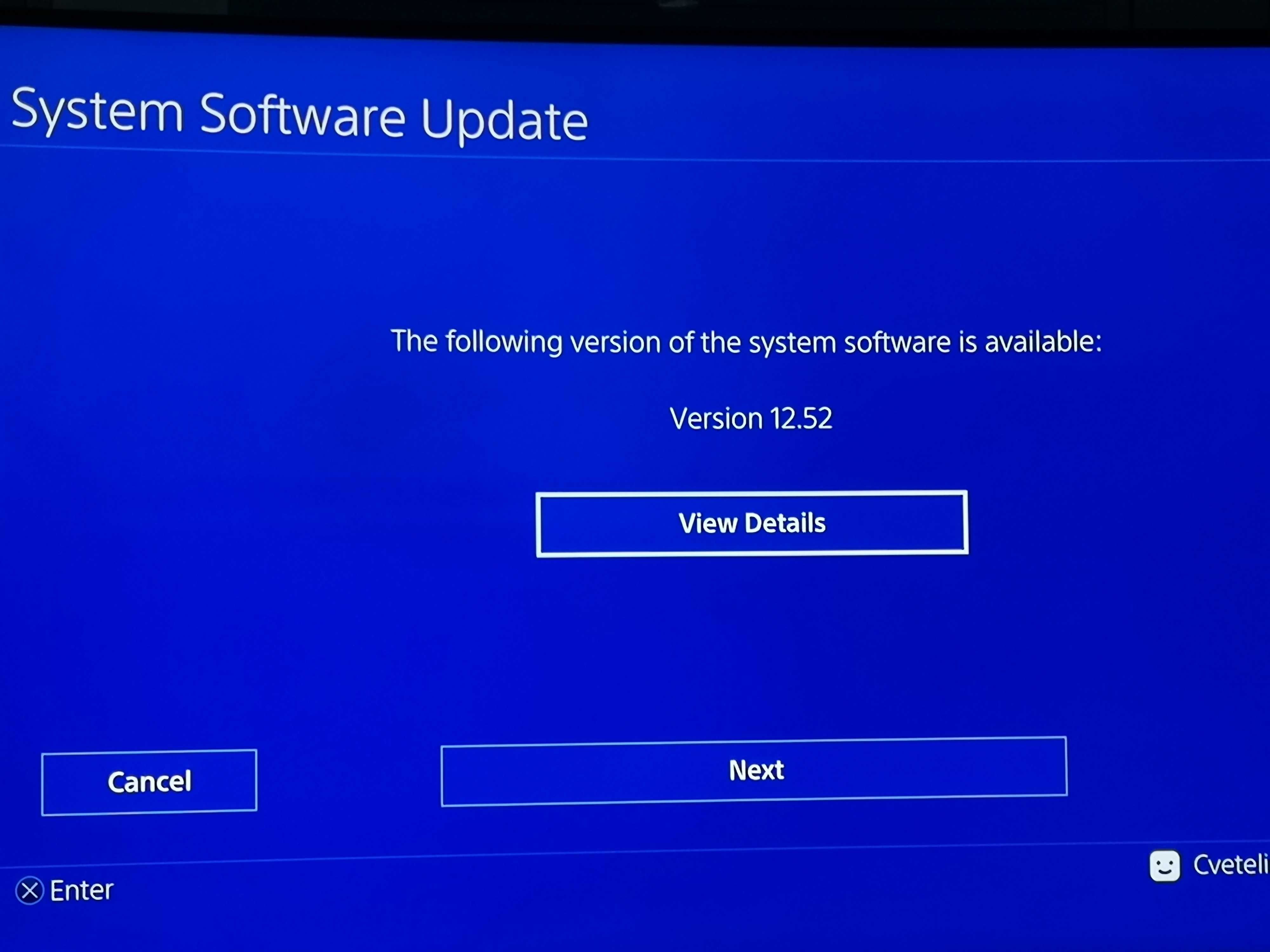 Playstation 4 PRO 1TB.
