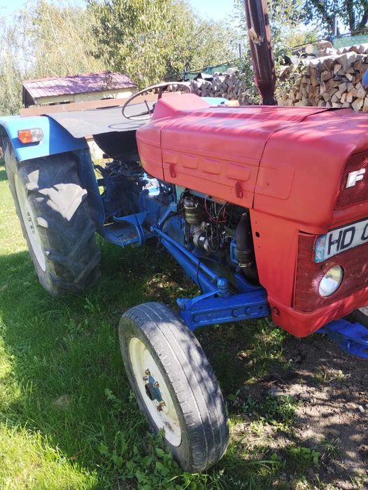 Tractor Ford + Remorca