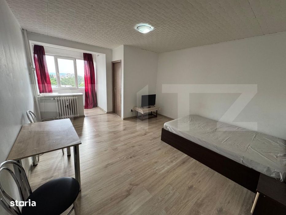 Garsoniera 32mp , Brazda lui Novac, Zona pietei din brazda
