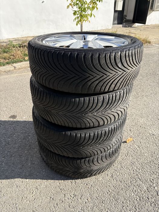 Jante Roti VW 17 inch 5x112 anvelope iarna Michelin