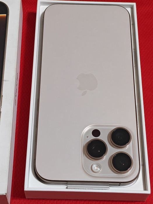 iPhone 16 Pro Max 256 gb akb 99