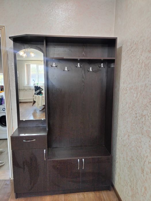 Продам срочно прихожую