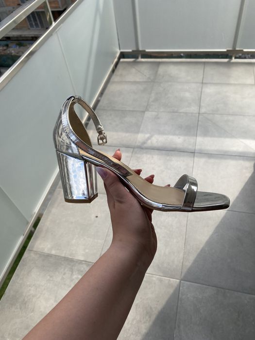 Sandale elegante