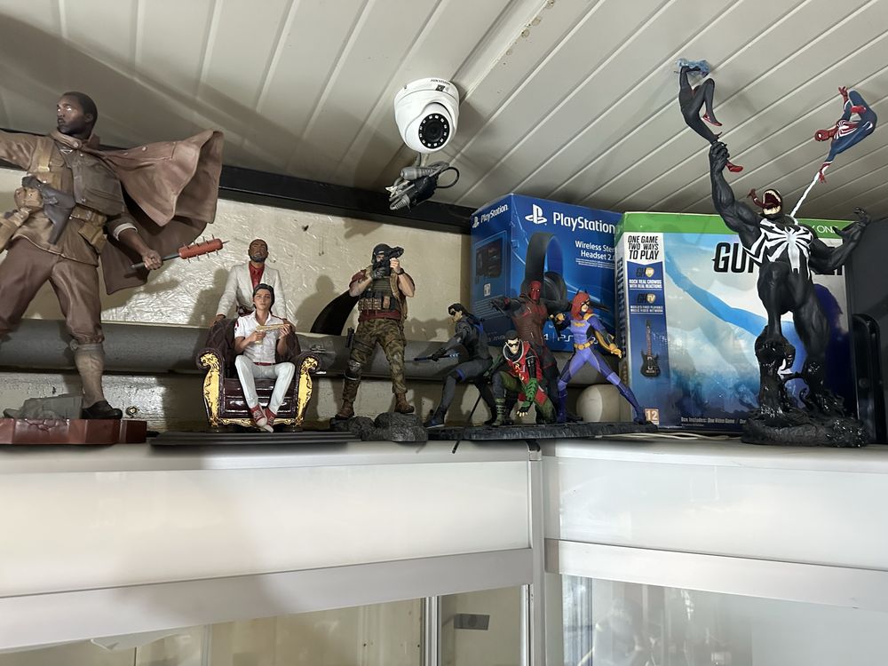 Figurine colecție jocuri/video – 400 lei bucata